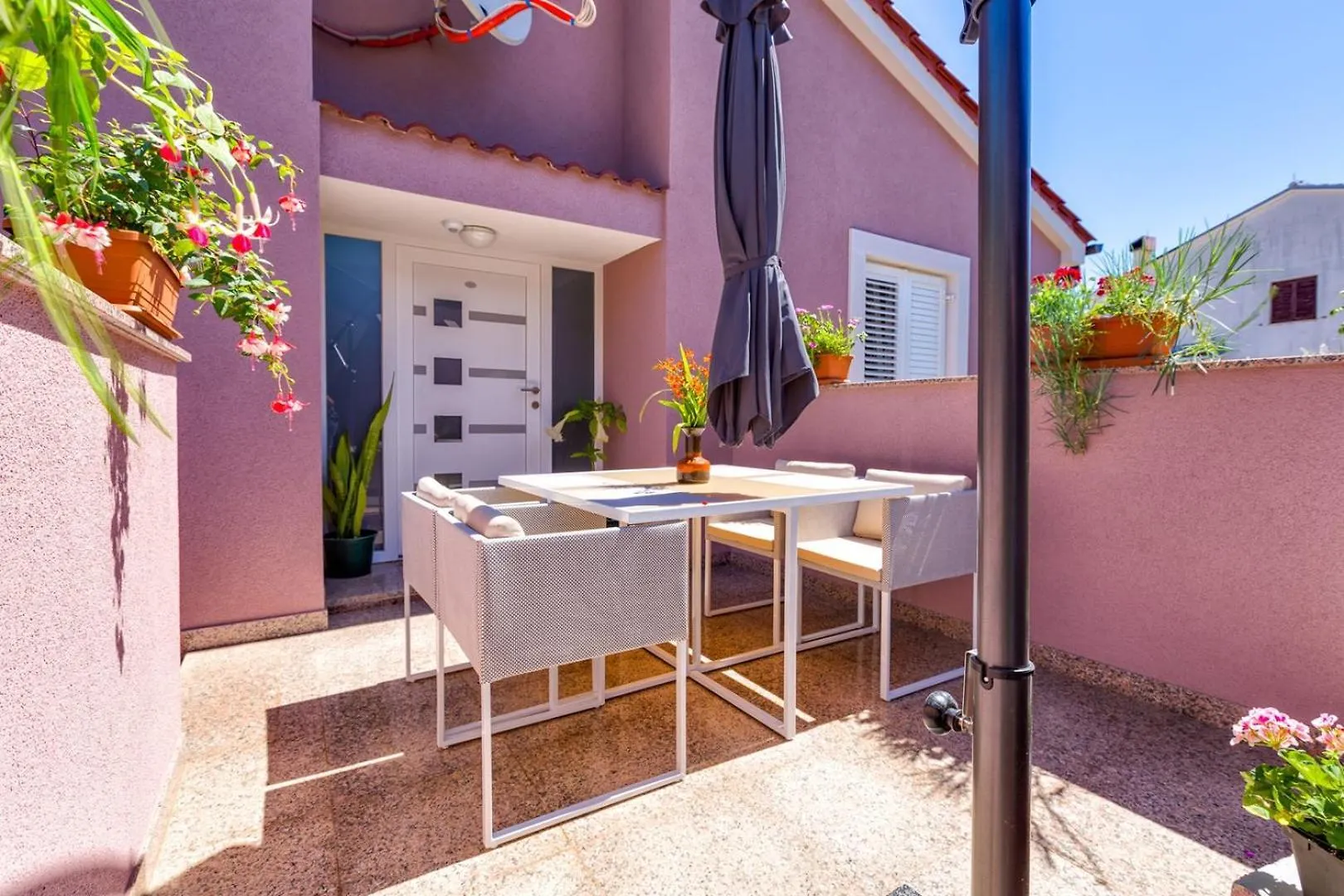 *** Gostinjska kuća Apartments Jelena, Mali Losinj Croatia