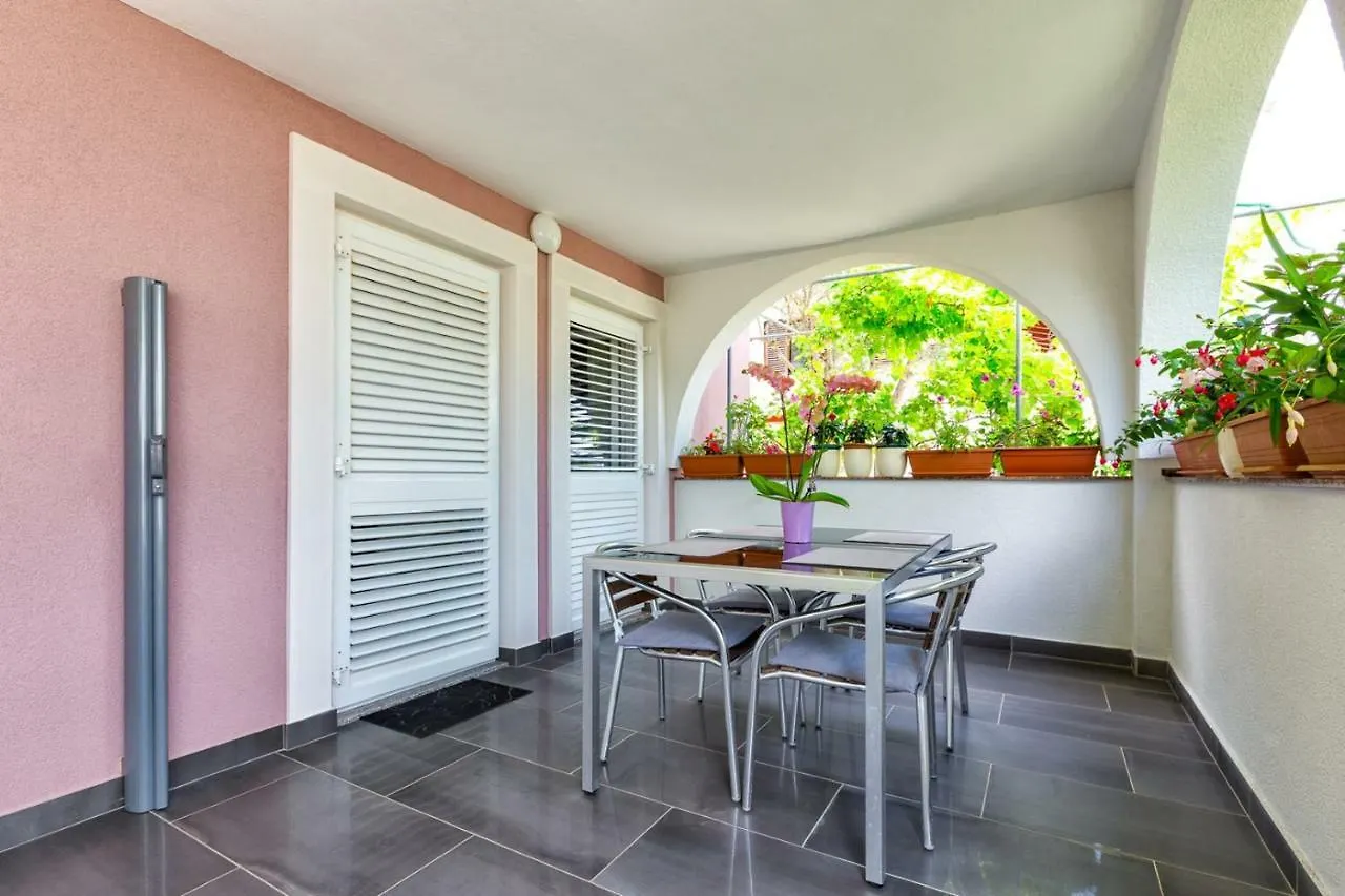 Apartments Jelena, Mali Lošinj 3*,  Croaţia